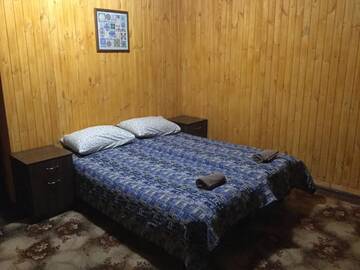 Фото номера Трехместный номер с общей ванной комнатой Отель Hotel Fortetsya г. Славское 2