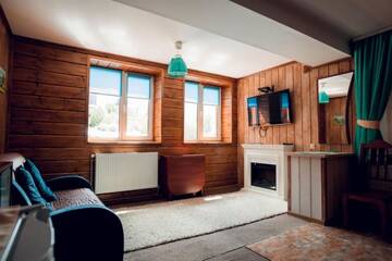 Фото номера Полулюкс, вид на бассейн Отель Chalet Filvarok г. Славское 9