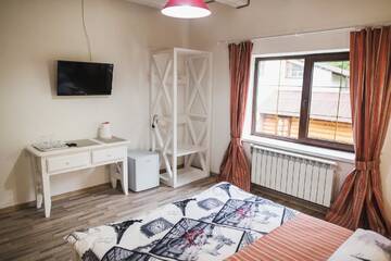 Фото номера Люкс Мини-отель Pogar Inn г. Славское 4