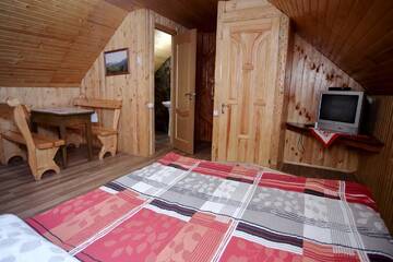 Фото номера Дом с 2 спальнями Дома для отпуска Zatyshna Domivka г. Славское 15