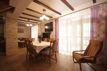 Фото номера Дом с 5 спальнями Дома для отпуска Chalet Trostian г. Славское 8