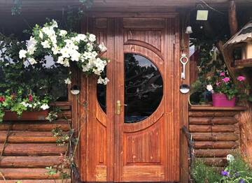 Фото номера Шале с одной спальней Дома для отпуска Казковий дім г. Славское 92