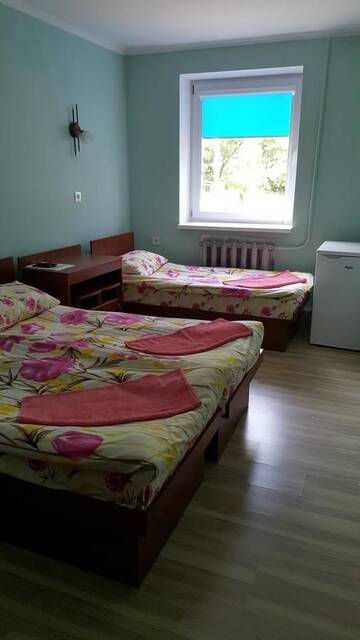 Фото номера Стандартный трехместный номер Отель База відпочинку "Тростян" г. Славское 5
